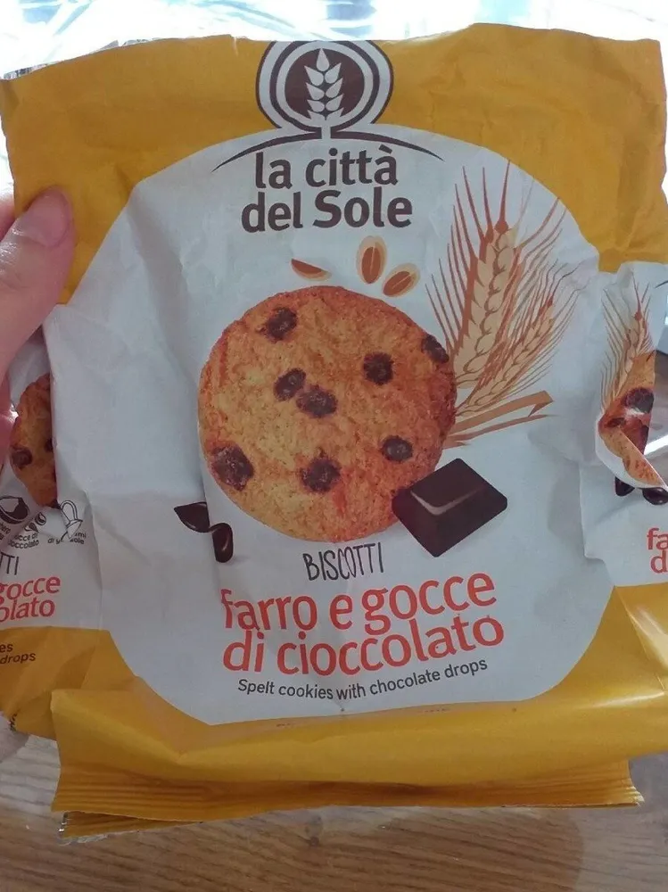 Biscotti di farro e gocce di cioccolato