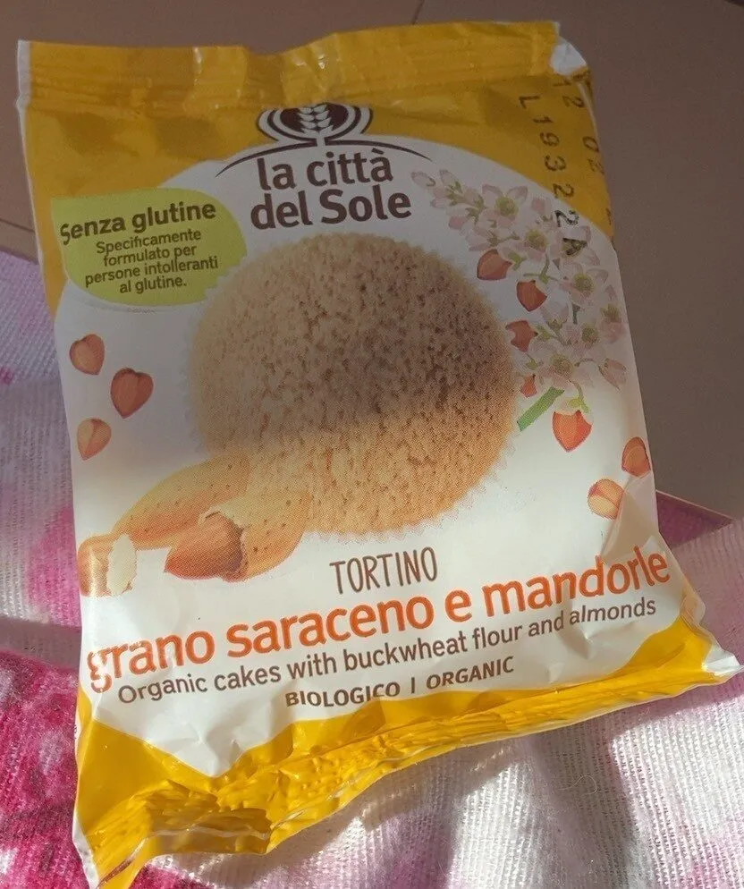 tortino grano saraceno e mandorle
