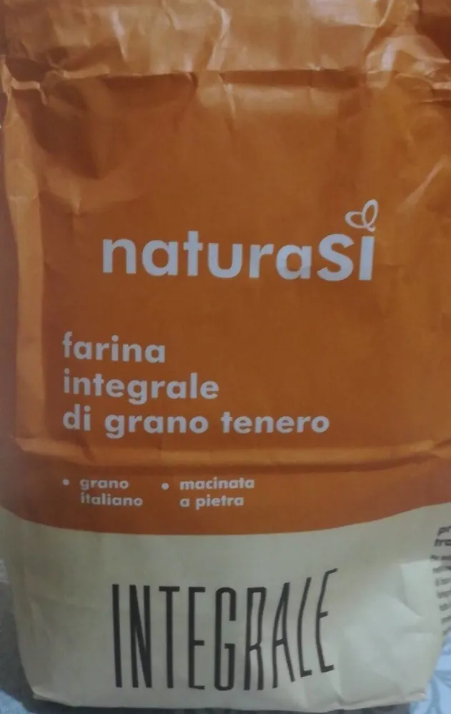 Farina integrale di grano tenero