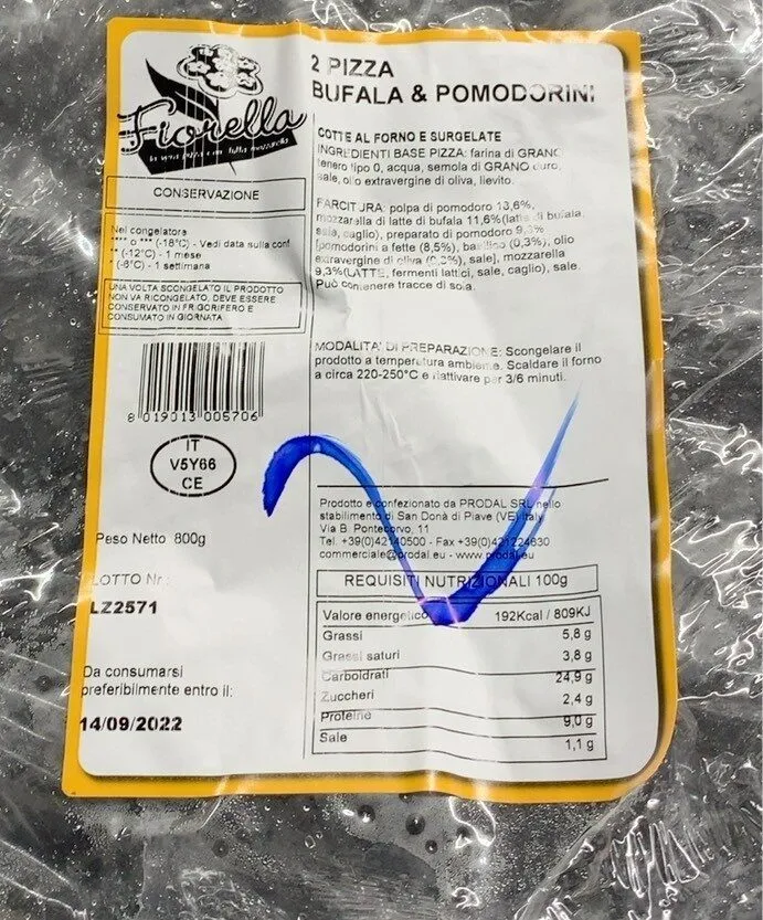Pizza bufala e pomodorini