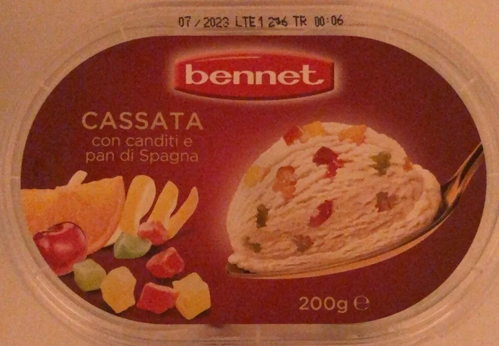 Cassata con canditi e pan di Spagna
