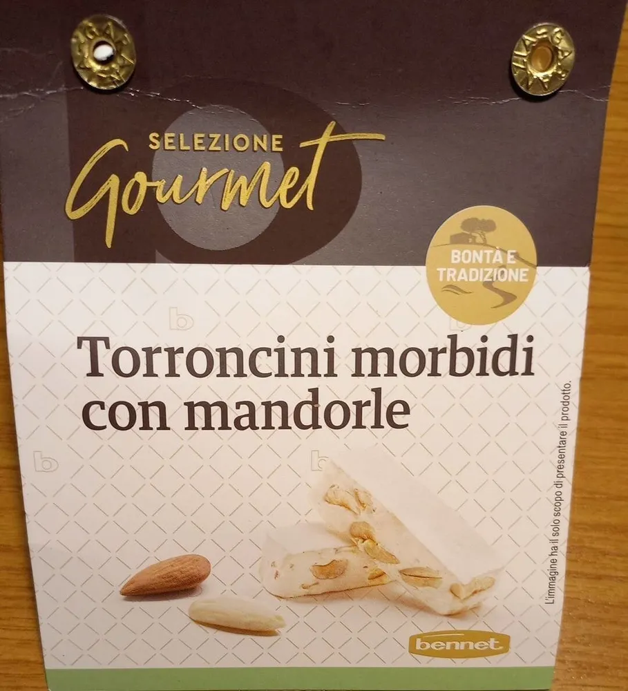Torroncini morbidi con mandorle