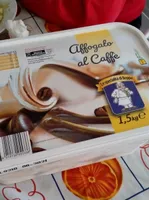 Gelato affogato al caffè
