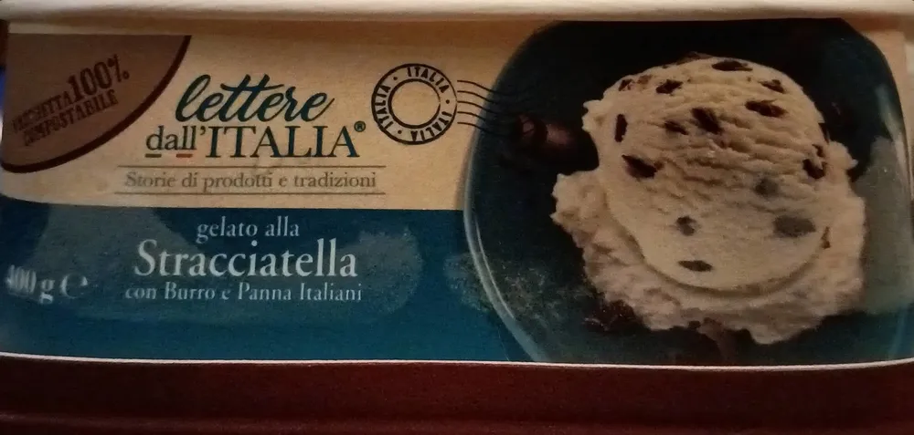 Gelato alla stracciatella con burro e panna italiani