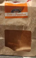 Tramezzino cotto e pomodoro