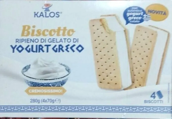 Biscotto ripieno di gelato di yogurt greco
