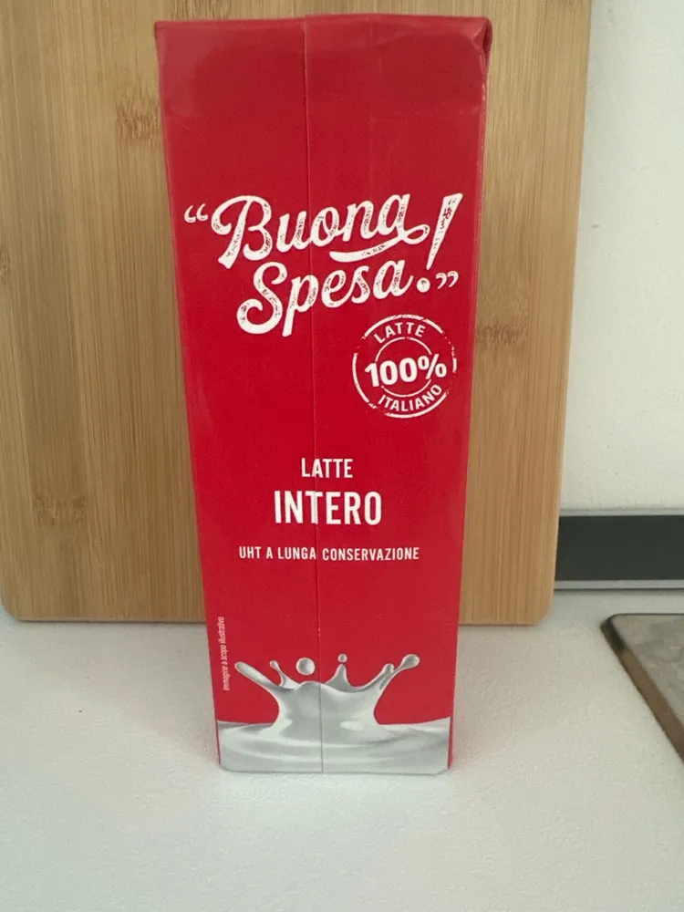Latte Intero