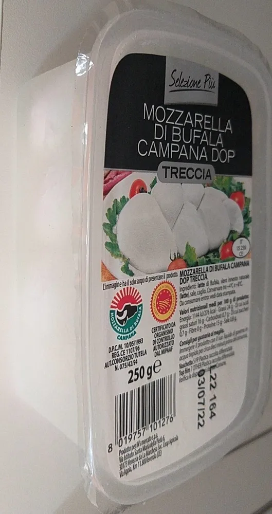 Mozzarella di bufala campana