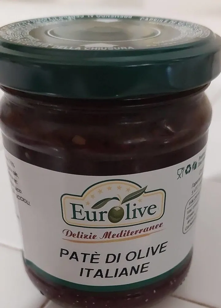 Paté di olive italiane