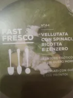 Vellutata con spinaci ricotta e zenzero