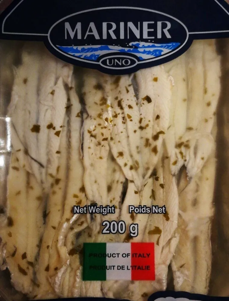 Filetti di alici marinate con prezzemolo
