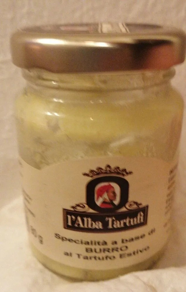 Specialità a base di Burro al tartufo estivo