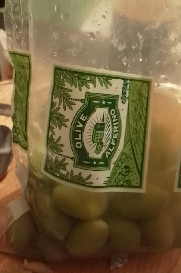 Olive dolci verde giganti in salamoia