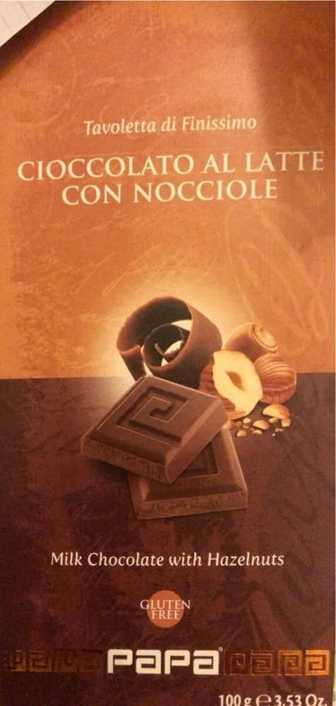 Cioccolato al latte con nocciole