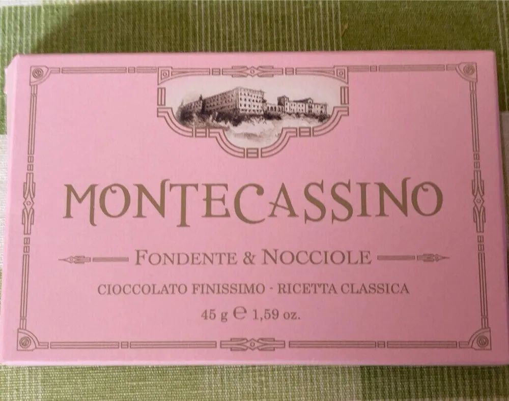 Fondente e nocciole