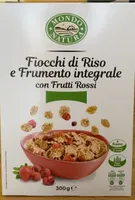 Fiocchi di riso e frumento integrale con frutti rossi