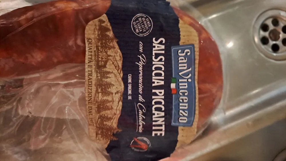 Salsiccia curva piccante