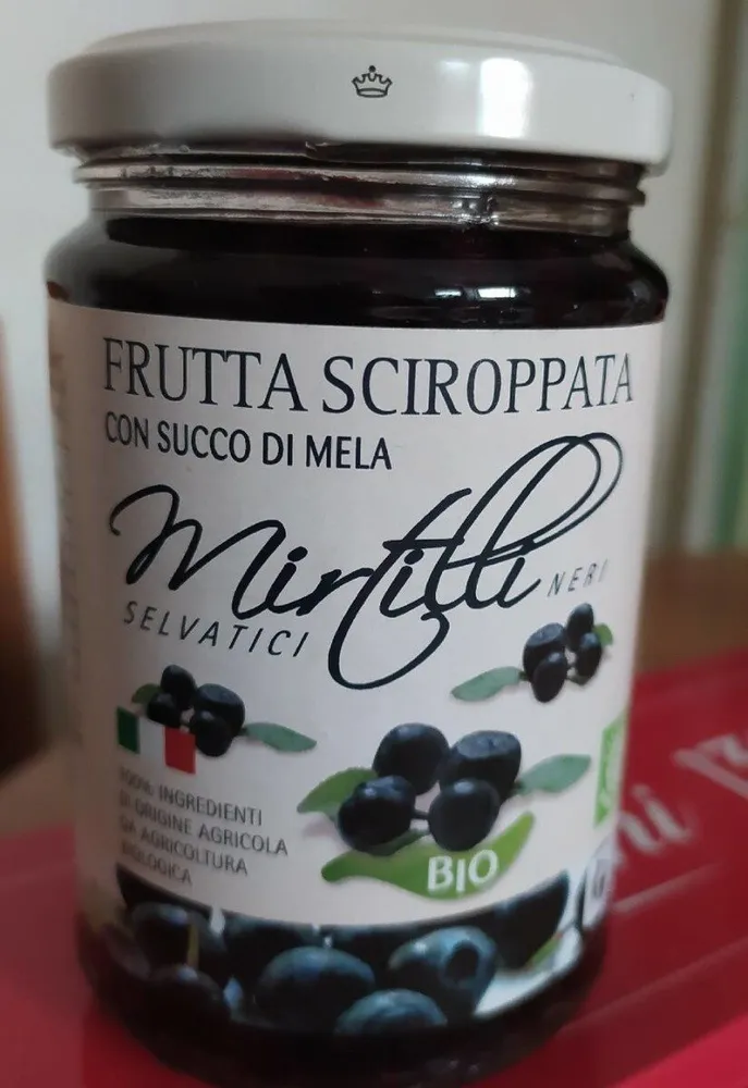 Frutta sciroppata mirtilli selvatici