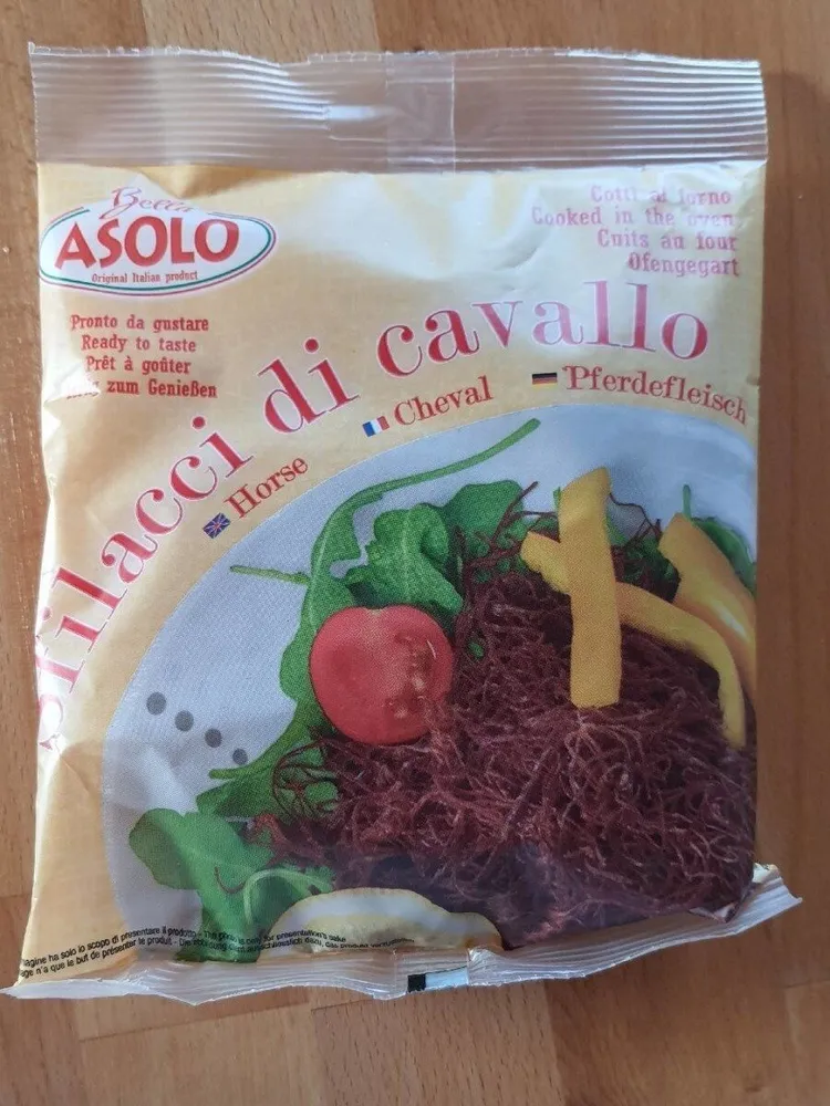 Asolo sfila ci di cavallo