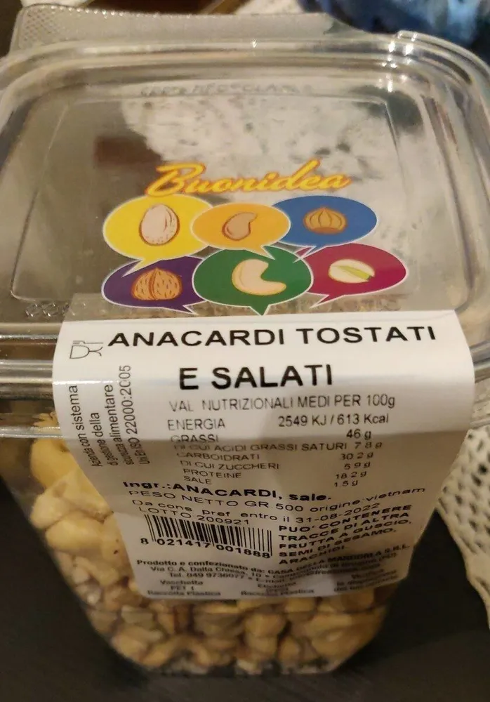 Anacardi tostati e salati