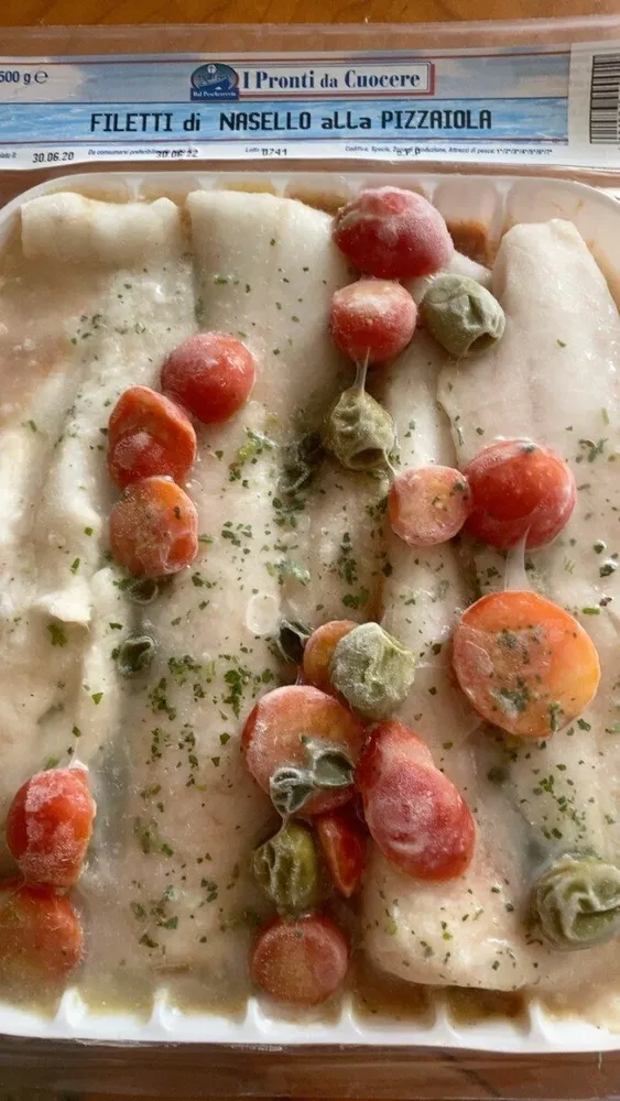 Filetti di nasello alla pizzaiola