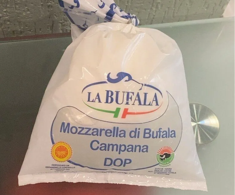 Mozzarella di bufala campana DOP
