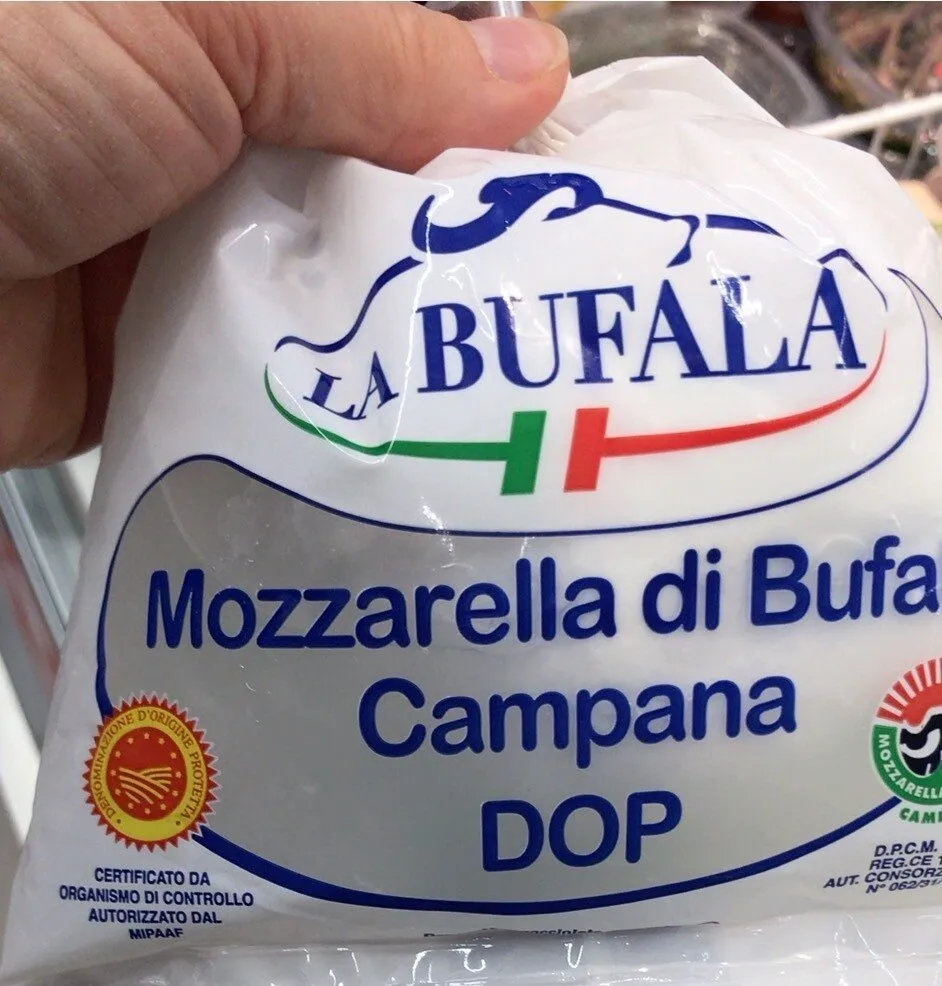 Mozzarella di bufala
