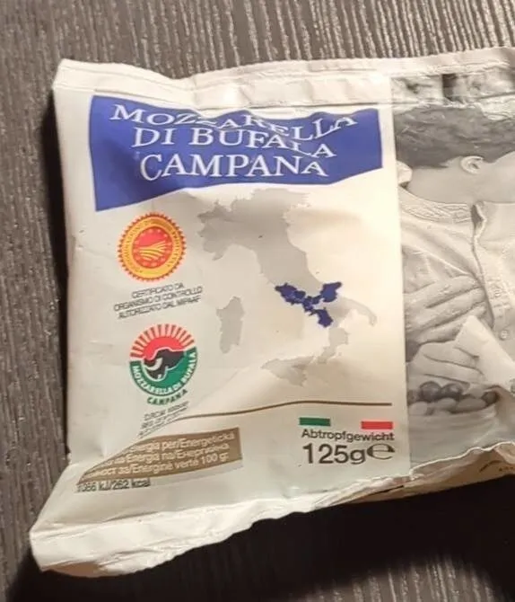 MOZARELLA DI BUFALA CAMPANA