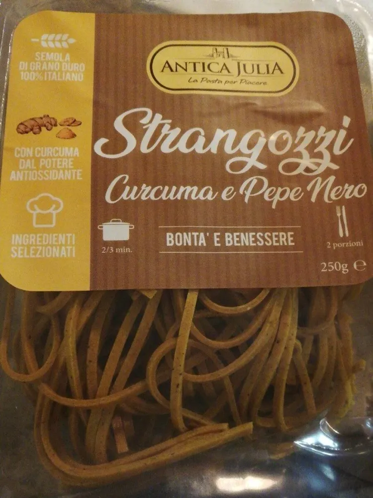 Strangozzi curcuma e pepe nero