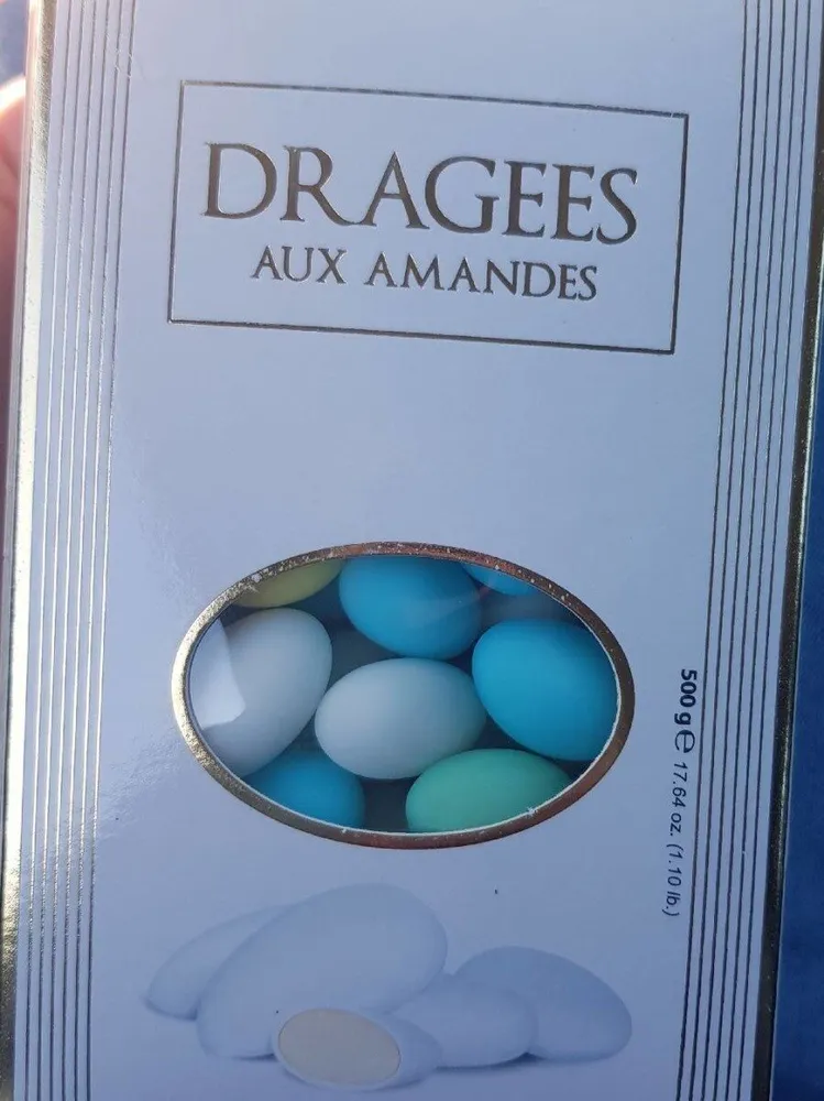 Dragees aux amandes