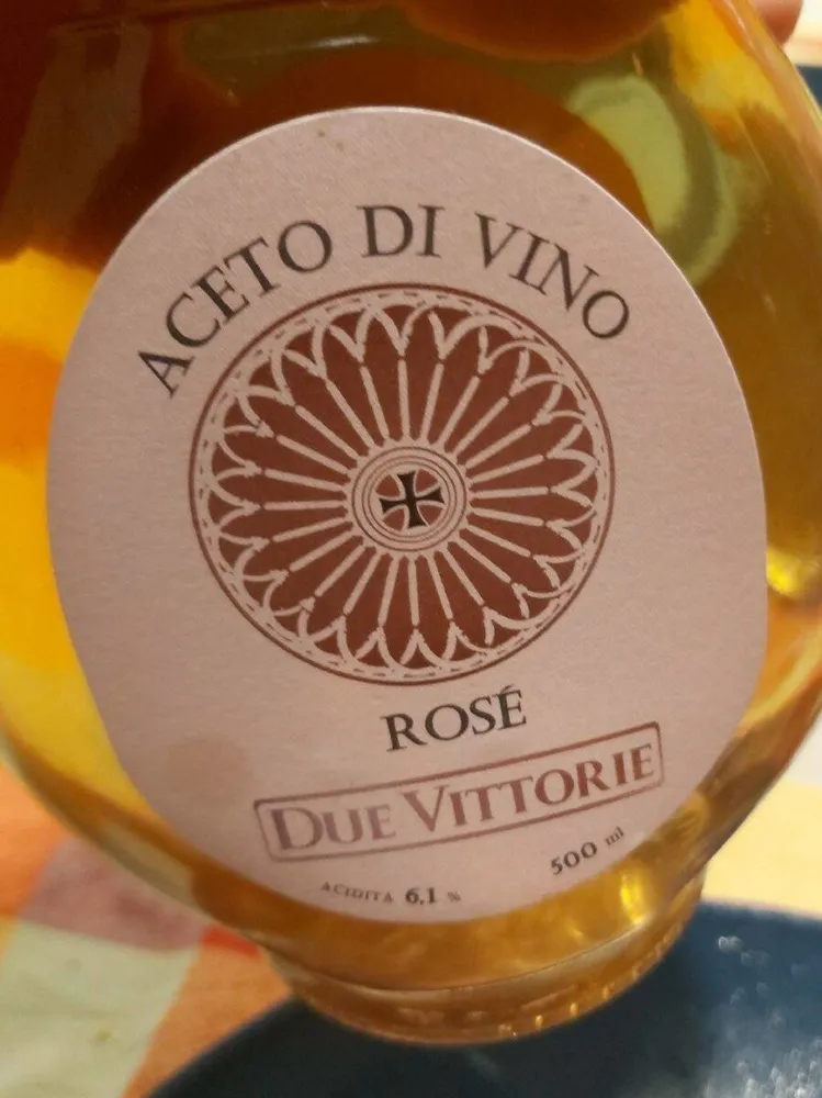 Aceto di vino rosè due vittorie