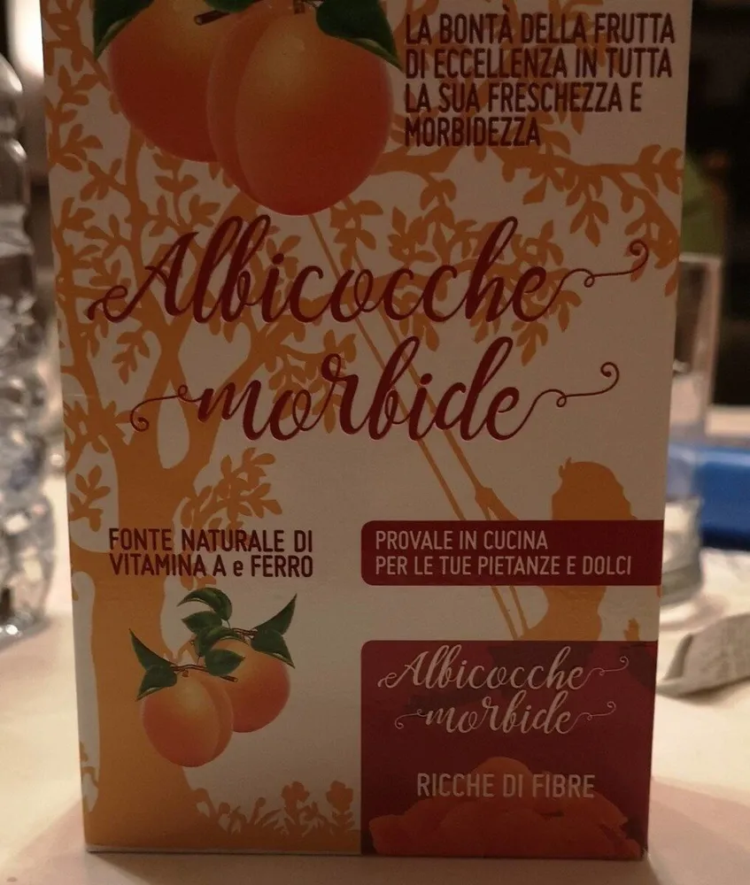 Albicocche morbide