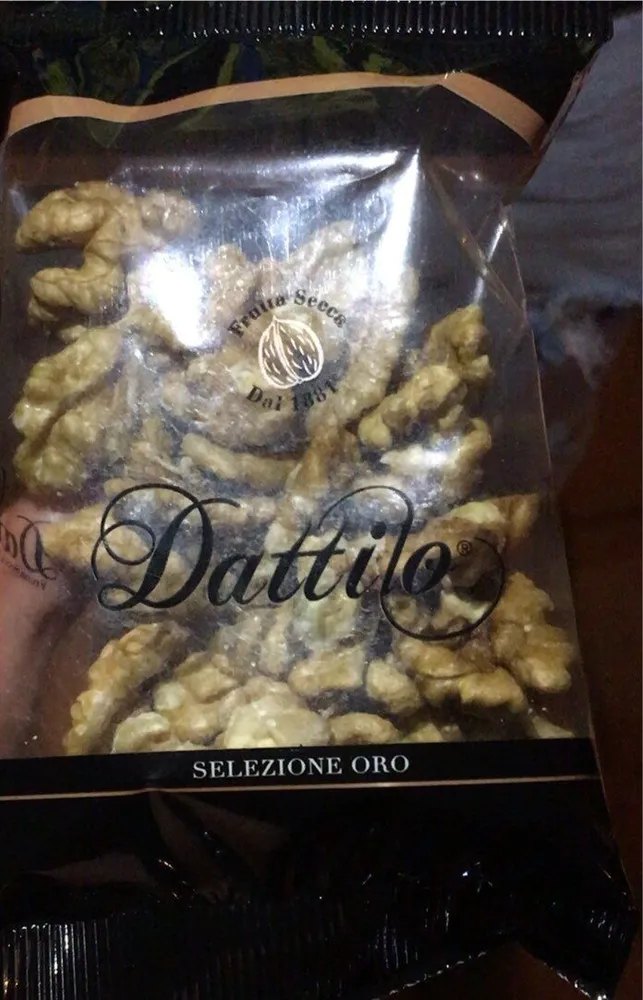 noci sbucciate
