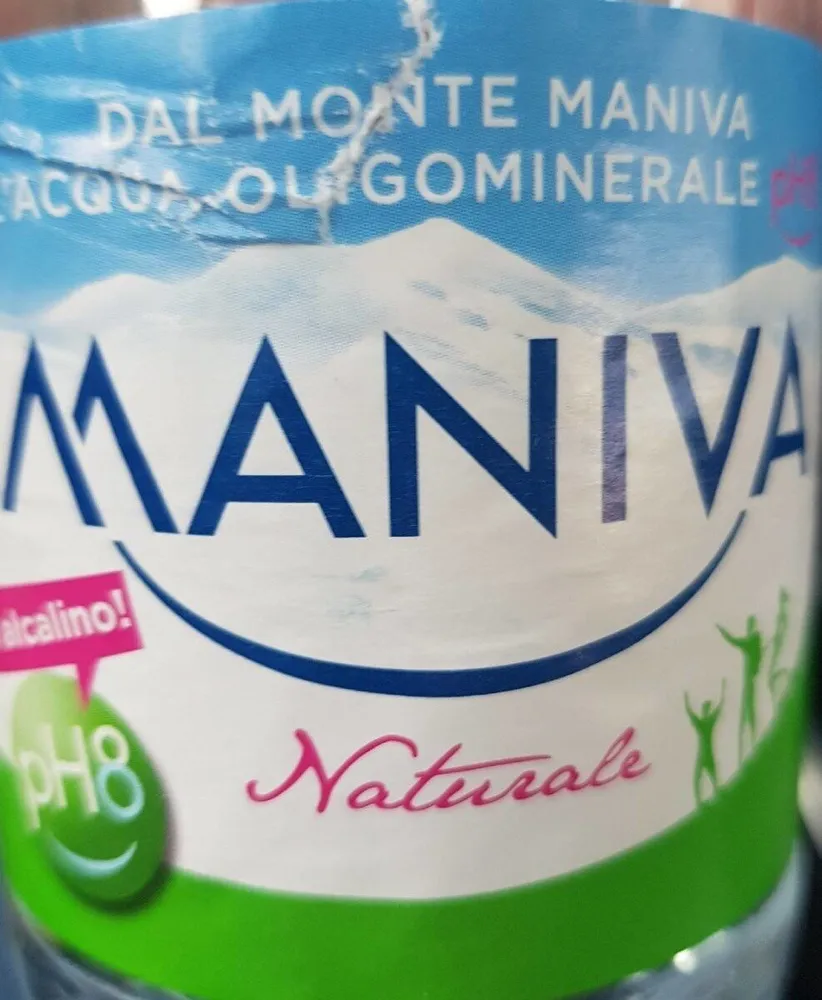 Acqua oligominerale naturale
