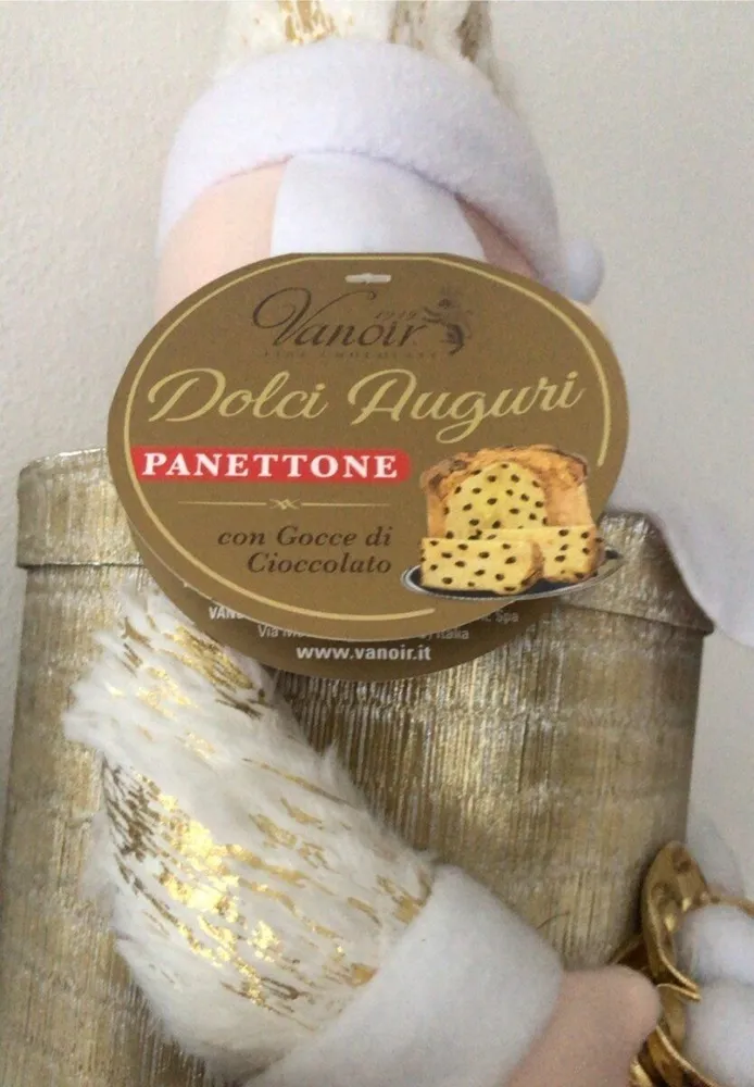 panettone con goccie di cioccolato