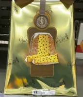 Pandoro con gocce di cioccolato