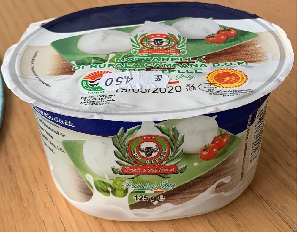 Mozzarella di bufala campana DOP