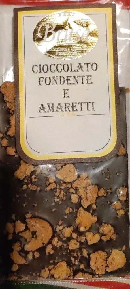 Cioccolato fondente e amaretti