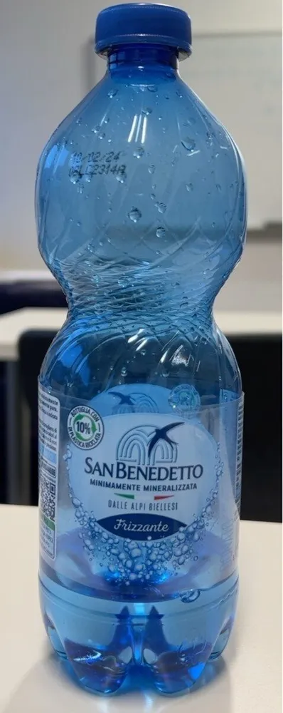 Acqua frizzante