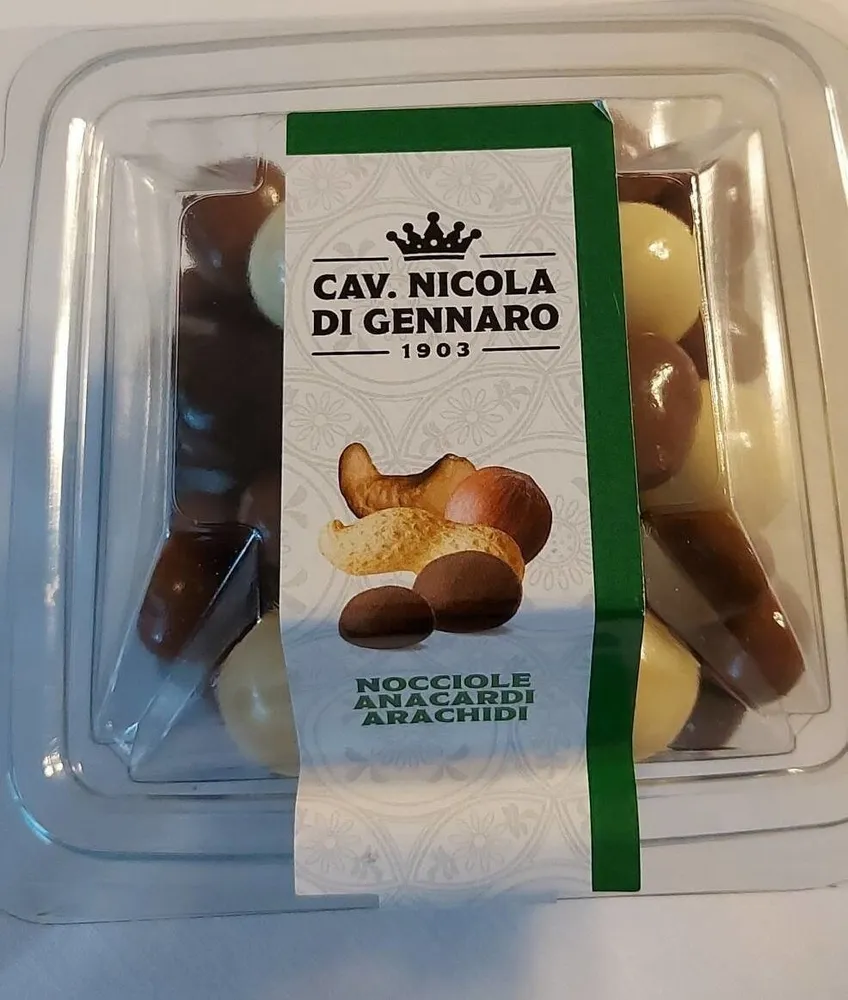Nocciole anacardi arachidi