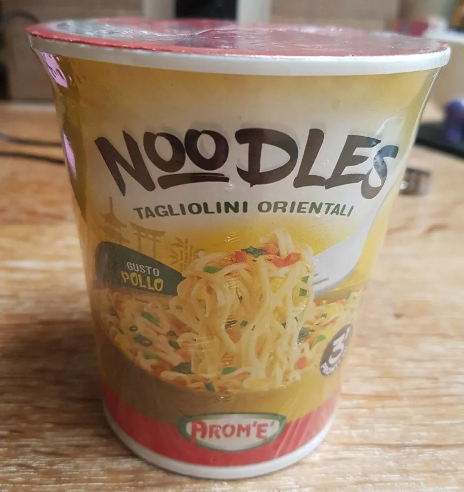 Noodles tagliolini orientali gusto pollo