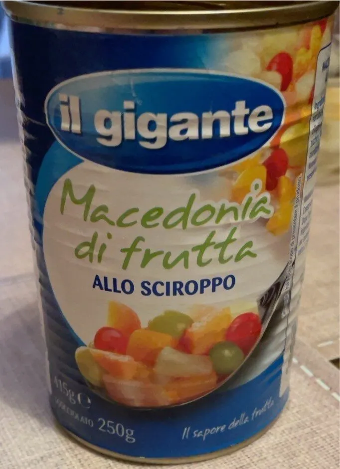 Macedonia di frutta allo sciroppo