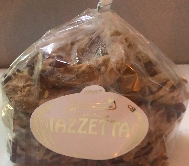Tarallo mandorlato
