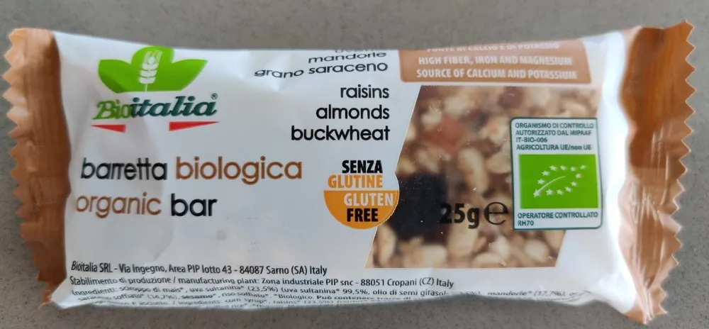 Barretta biologica uvetta mandorle grano saraceno