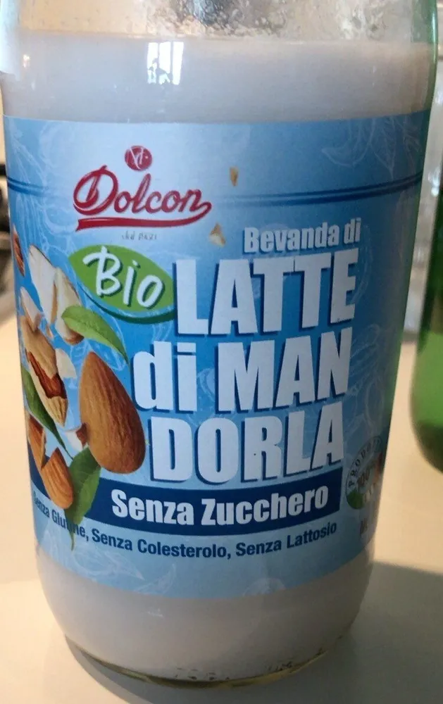 Latte di mandorla