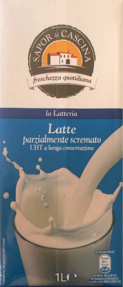 Latte parzialmente scremato UHT a lunga conservazione