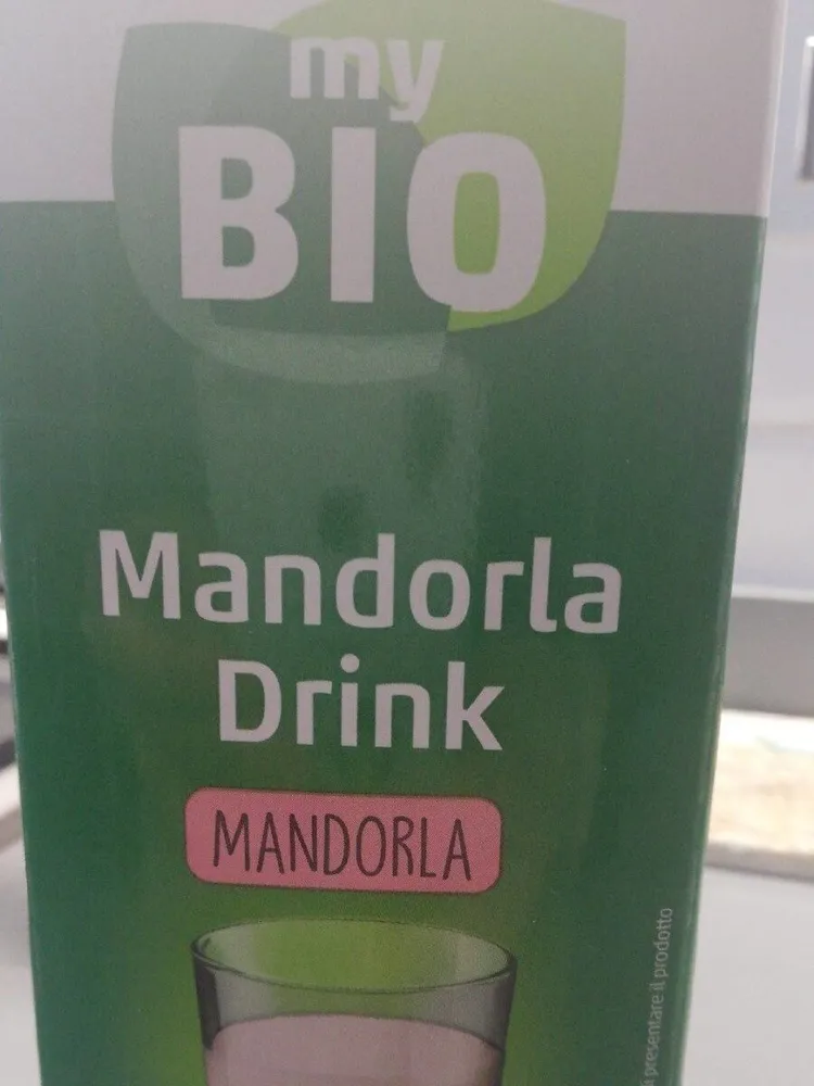 Mandorla Drink