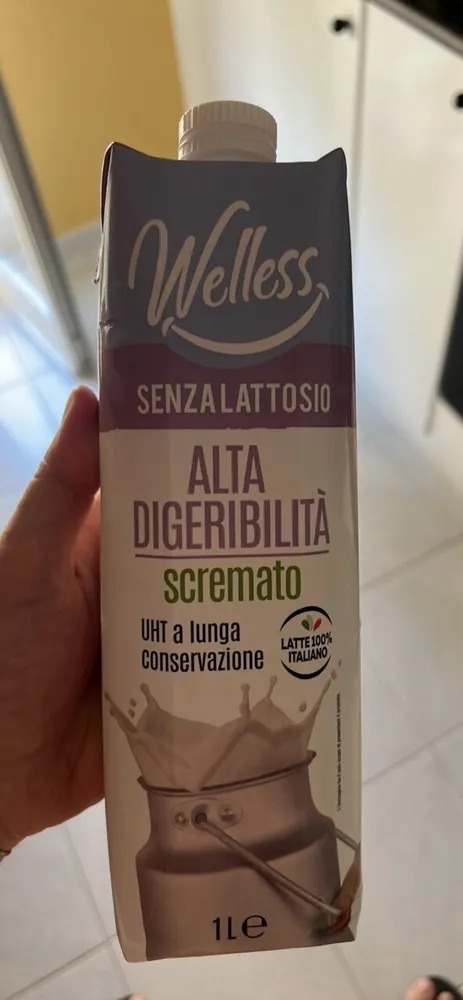 LATTE scremato