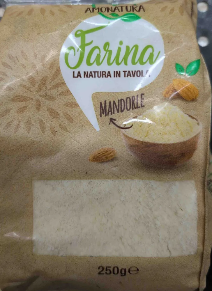 Farina di mandorle