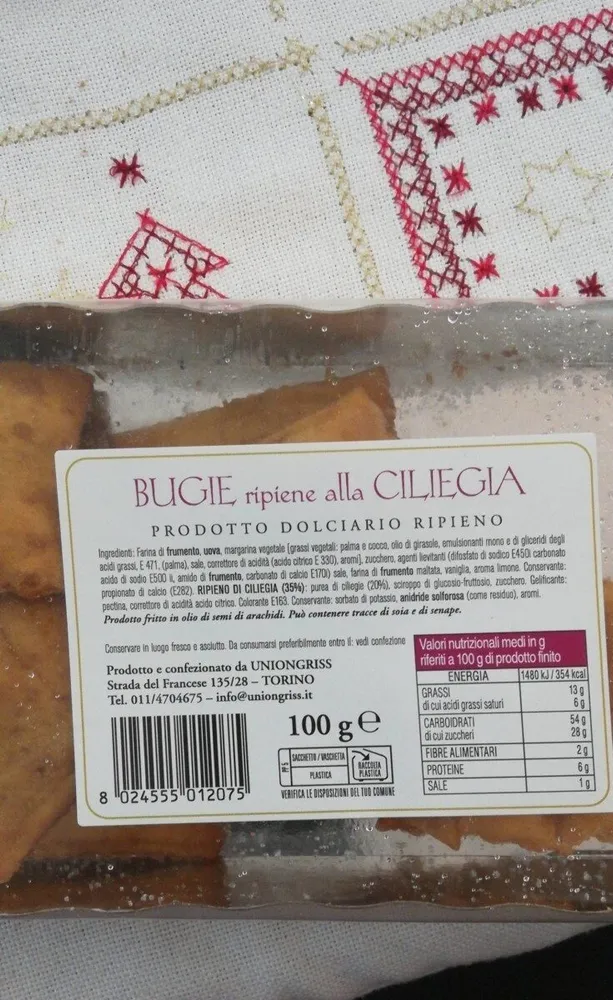 Bugie ripiene alla ciliegia